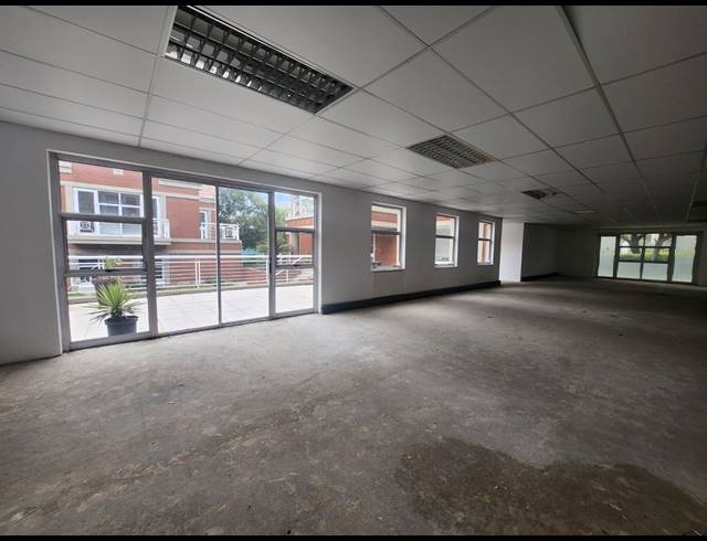 247M² OFFICE TO LET IN VORNA VALLEY